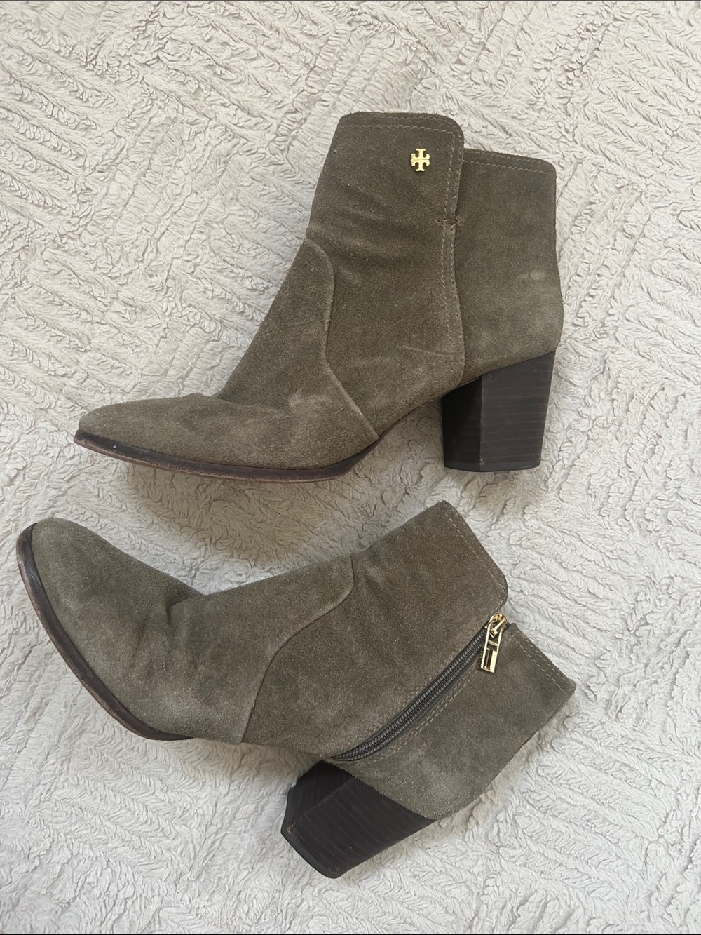 Tory Burch Sabe Suede Bootie in Khaki Green 
Size 10